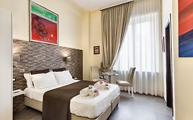 Art Piazza Carita' Neapel 4*